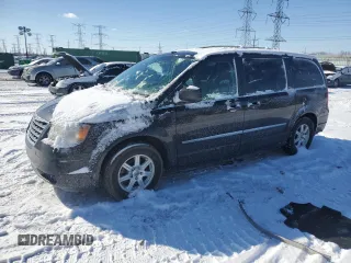 2010 Chrysler Town & Country Touring Plus with VIN 2A4RR8D13AR387272, listed as a Copart auction lot 44693825 with 198,620 mi miles and Salvage Title. Bid and sale history available at carsss.com. Image 1.