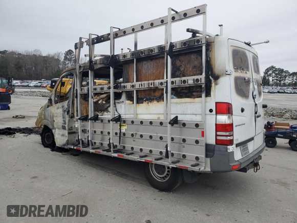 2015 Freightliner Sprinter с VIN WDYPE7DC0FP131589, выставлен на аукционе Copart как лот 43347545 с пробегом Не указан миль и Списание • Salvage title. История ставок и продаж доступна на DreamBid. Изображение 2.