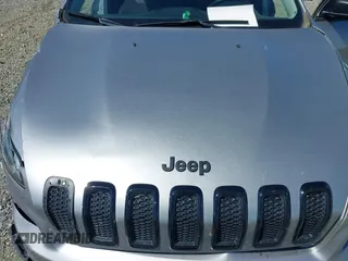 2016 Jeep Cherokee Sport with VIN 1C4PJLAB0GW369428, listed as a IAAI auction lot 42264097 with 130,952 mi miles and . Bid and sale history available at DreamBid. Image 10.