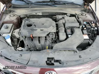 2020 Kia Optima LX z VIN 5XXGT4L35LG385691, wystawiony jako Copart lot #50499195 z przebiegiem 118 805 mil mil oraz Szkody całkowita. Historia ofert i sprzedaży dostępna na DreamBid. Obrazek 12.