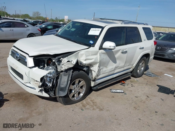 2011 Toyota 4Runner SR5 with VIN JTEZU5JR6B5026240, listed as a IAAI auction lot 41840510 with 99,900 mi miles. Bid and sale history available at carsss.com. Image 17.