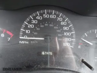 2005 Chevrolet Classic with VIN 1G1ND52F85M132957, listed as a IAAI auction lot 41509977 with 167,475 mi miles. Bid and sale history available at carsss.com. Image 7.