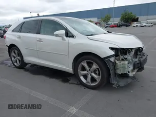 2015 Toyota Venza XLE with VIN 4T3ZK3BB8FU075034, listed as a IAAI auction lot 42063208 with 92,335 mi miles. Bid and sale history available at carsss.com. Image 1.