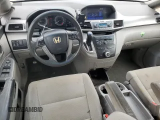 2013 Honda Odyssey EX z VIN 5FNRL5H40DB033400, wystawiony jako Copart lot #50552155 z przebiegiem 223 770 mil mil oraz Nie do naprawy. Historia ofert i sprzedaży dostępna na DreamBid. Obrazek 8.