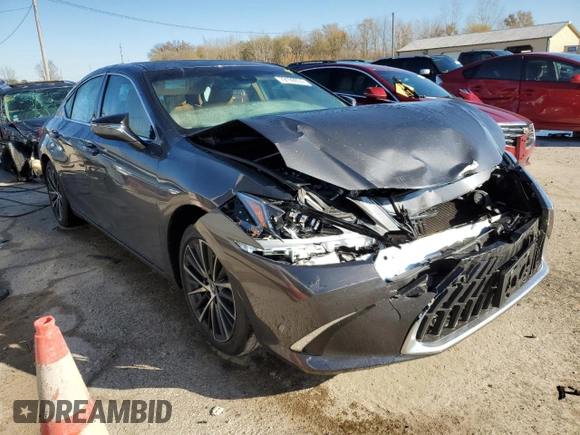 2024 Lexus ES 300h with VIN 58ADA1C15RU037046, listed as a Copart auction lot 79199074 with 18,135 mi miles and Salvage title. Bid and sale history available at DreamBid. Image 4.
