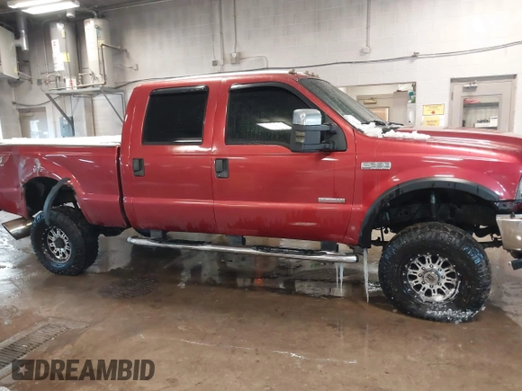 2002 Ford Super Duty F-250 XL with VIN 1FTNW21F52EB32227, listed as a IAAI auction lot 41589142 with 204,441 mi miles. Bid and sale history available at carsss.com. Image 13.