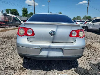 2008 Volkswagen Passat 2.0T with VIN WVWEK73C18P059608, listed as a Copart auction lot 61749825 with 147,963 mi miles and Salvage title. Bid and sale history available at DreamBid. Image 6.