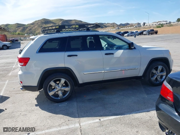 2012 Jeep Grand Cherokee Overland with VIN 1C4RJFCT0CC178071, listed as a IAAI auction lot 41825102 with 125,891 mi miles. Bid and sale history available at carsss.com. Image 13.
