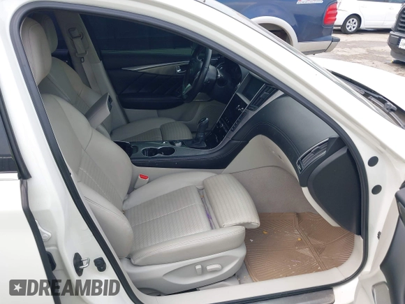 2019 Infiniti Q50 Luxe with VIN JN1EV7AP4KM510863, listed as a IAAI auction lot 42251042 with 54,156 mi miles and . Bid and sale history available at DreamBid. Image 5.