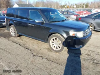 2011 Ford Flex Limited with VIN 2FMHK6DC0BBD20758, listed as a IAAI auction lot 41335222 with 195,979 mi miles. Bid and sale history available at carsss.com. Image 1.
