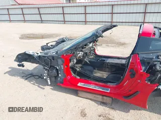 2015 Chevrolet Corvette Z06 2LZ z VIN 1G1YR2D69F5600121, wystawiony jako IAAI lot #42321716 z przebiegiem Nie podano mil oraz . Historia ofert i sprzedaży dostępna na DreamBid. Obrazek 6.