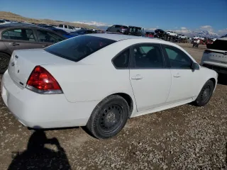 2012 Chevrolet Impala Police Police with VIN 2G1WD5E32C1309839, listed as a Copart auction lot 44011485 with 142,353 mi miles and Salvage Title. Bid and sale history available at carsss.com. Image 3.