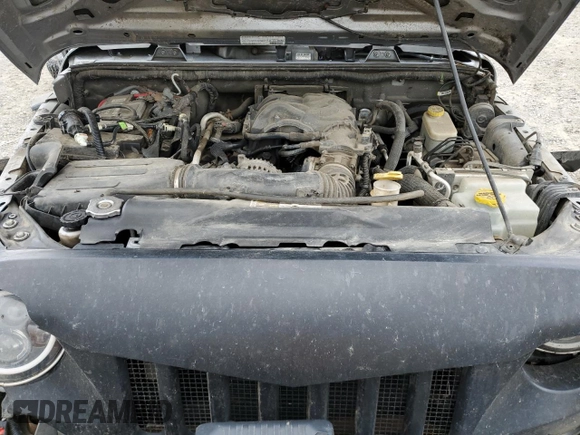 2013 Jeep Wrangler Unlimited Sport с VIN 1C4BJWDG1DL635698, выставлен на аукционе Copart как лот 57111835 с пробегом 185 759 миль миль и Списание • Salvage title. История ставок и продаж доступна на DreamBid. Изображение 11.