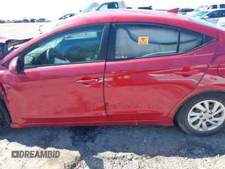 2017 Hyundai Elantra SE z VIN 5NPD74LF6HH187652, wystawiony jako IAAI lot #41822167 z przebiegiem 71 582 mil mil oraz . Historia ofert i sprzedaży dostępna na DreamBid. Obrazek 13.