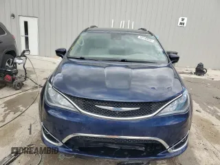 2018 Chrysler Pacifica Touring L z VIN 2C4RC1BG9JR170993, wystawiony jako Copart lot #56749955 z przebiegiem 205 310 mil mil oraz Nie do naprawy. Historia ofert i sprzedaży dostępna na DreamBid. Obrazek 5.