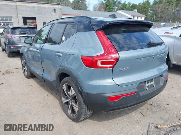 2021 Volvo XC40 z VIN YV4ED3UR9M2600401, wystawiony jako IAAI lot #42082399 z przebiegiem Nie podano mil oraz . Historia ofert i sprzedaży dostępna na DreamBid. Obrazek 14.