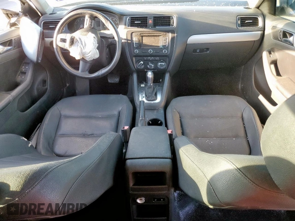 2011 Volkswagen Jetta SEL with VIN 3VWLX7AJ4BM368686, listed as a Copart auction lot 53942575 with 152,581 mi miles and Salvage title. Bid and sale history available at DreamBid. Image 8.