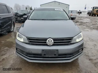 2015 Volkswagen Jetta Sedan 1.8T SEL with VIN 3VWL07AJ8FM233415, listed as a Copart auction lot 46788085 with 225,181 mi miles and Clean Title. Bid and sale history available at carsss.com. Image 5.