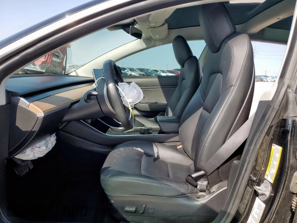 2019 Tesla Model 3 Mid Range with VIN 5YJ3E1EA9KF193033, listed as a Copart auction lot 51225195 with 72,722 mi miles and Salvage Title. Bid and sale history available at DreamBid. Image 7.