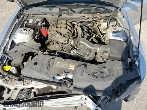 2014 Ford Mustang V6 with VIN 1ZVBP8AM7E5306060, listed as a Copart auction lot 53720565 with 130,024 mi miles and Salvage Title. Bid and sale history available at DreamBid. Image 11.