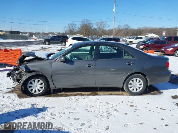 2006 Toyota Camry STD with VIN 4T1BE32K26U681429, listed as a IAAI auction lot 41526877 with 0 mi miles. Bid and sale history available at carsss.com. Image 15.