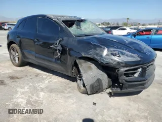 2023 Porsche Macan with VIN WP1AA2A50PLB01554, listed as a Copart auction lot 44022365 with 31,549 mi miles and Salvage title. Bid and sale history available at DreamBid. Image 4.