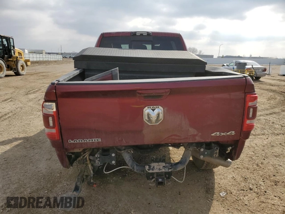 2019 Ram 2500 Laramie with VIN 3C6UR5NL3KG654990, listed as a Copart auction lot 40137264 with 45,200 mi miles and Salvage Title. Bid and sale history available at carsss.com. Image 6.