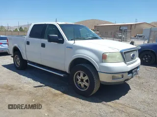 2004 Ford F-150 XLT z VIN 1FTPW14584KC51660, wystawiony jako IAAI lot #42576927 z przebiegiem 221 159 mil mil oraz . Historia ofert i sprzedaży dostępna na DreamBid. Obrazek 1.