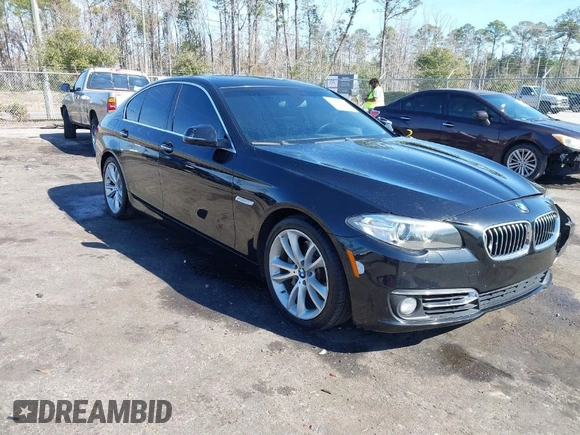 2015 BMW 5 Series 535i with VIN WBA5B1C53FD922886, listed as a IAAI auction lot 41471826 with 202,074 mi miles and . Bid and sale history available at carsss.com. Image 1.