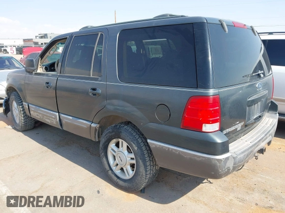 2004 Ford Expedition Special Service z VIN 1FMPU16L74LA65776, wystawiony jako IAAI lot #42318761 z przebiegiem 293 483 mil mil oraz . Historia ofert i sprzedaży dostępna na DreamBid. Obrazek 3.