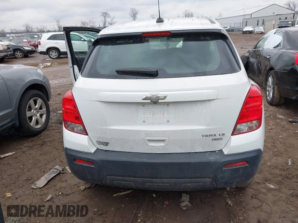 2016 Chevrolet Trax LS with VIN KL7CJNSB9GB559497, listed as a IAAI auction lot 41176681 with 106,794 mi miles. Bid and sale history available at carsss.com. Image 16.