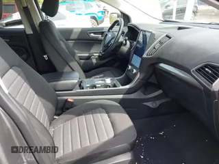 2024 Ford Edge SE с VIN 2FMPK4G92RBA44626, выставлен на аукционе IAAI как лот 41941354 с пробегом 12 175 миль миль и . История ставок и продаж доступна на DreamBid. Изображение 5.