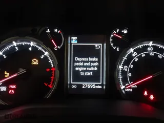2022 Toyota 4Runner Limited with VIN JTEKU5JR0N6020692, listed as a IAAI auction lot 41436210 with 27,695 mi miles. Bid and sale history available at carsss.com. Image 7.