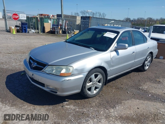 2003 Acura TL Type S with VIN 19UUA56803A024369, listed as a IAAI auction lot 41891199 with 206,727 mi miles. Bid and sale history available at carsss.com. Image 2.