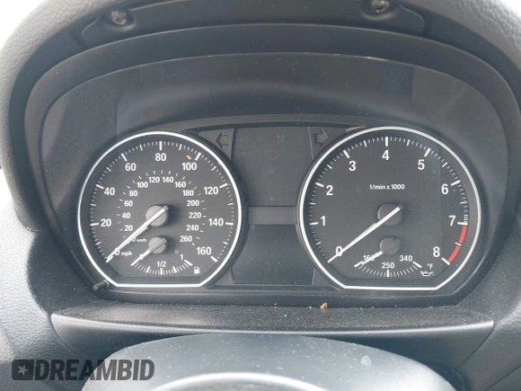 2010 BMW 1 Series 135i z VIN WBAUC7C5XAVK96378, wystawiony jako IAAI lot #42249530 z przebiegiem Nie podano mil oraz . Historia ofert i sprzedaży dostępna na DreamBid. Obrazek 7.