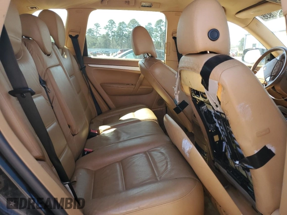 2009 Porsche Cayenne z VIN WP1AA29P99LA00361, wystawiony jako Copart lot #48970935 z przebiegiem 203 770 mil mil oraz Szkoda całkowita • Salvage title. Historia ofert i sprzedaży dostępna na DreamBid. Obrazek 11.