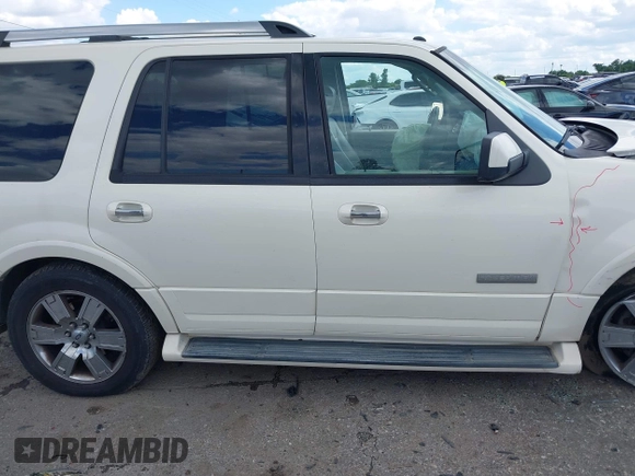 2007 Ford Expedition Limited z VIN 1FMFU19597LA38107, wystawiony jako IAAI lot #42218431 z przebiegiem 180 701 mil mil oraz . Historia ofert i sprzedaży dostępna na DreamBid. Obrazek 14.