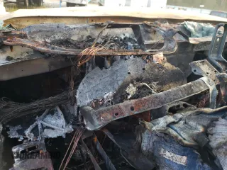 2003 Chevrolet Silverado 1500HD LS z VIN 1GCGK13UX3F142788, wystawiony jako Copart lot #74943634 z przebiegiem Nie podano mil oraz Szkoda całkowita • Salvage title. Historia ofert i sprzedaży dostępna na DreamBid. Obrazek 9.