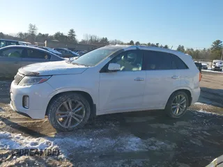 2014 Kia Sorento SX Limited with VIN 5XYKW4A71EG454589, listed as a IAAI auction lot 41421301 with 93,073 mi miles. Bid and sale history available at carsss.com. Image 13.