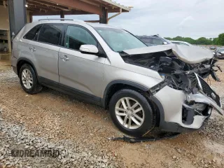 2015 Kia Sorento LX with VIN 5XYKT4A64FG658448, listed as a Copart auction lot 54198645 with 149,768 mi miles and Salvage Title. Bid and sale history available at DreamBid. Image 4.