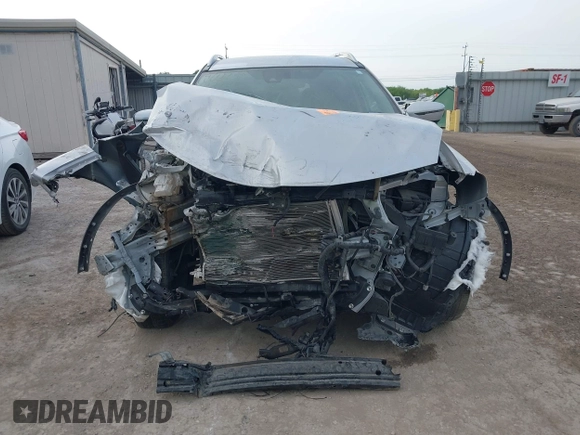 2020 Nissan Rogue SV z VIN JN8AT2MT2LW017772, wystawiony jako IAAI lot #42035440 z przebiegiem 47 503 mil mil oraz . Historia ofert i sprzedaży dostępna na DreamBid. Obrazek 13.
