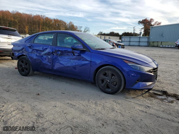 2022 Hyundai Elantra Essential with VIN KMHLM4AG4NU334290, listed as a Copart auction lot 81979384 with 45,547 mi miles and Salvage Title. Bid and sale history available at carsss.com. Image 4.