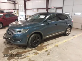 2016 Lincoln MKX Premiere z VIN 2LMTJ8JR7GBL40163, wystawiony jako IAAI lot #42231884 z przebiegiem 143 870 mil mil oraz . Historia ofert i sprzedaży dostępna na DreamBid. Obrazek 2.