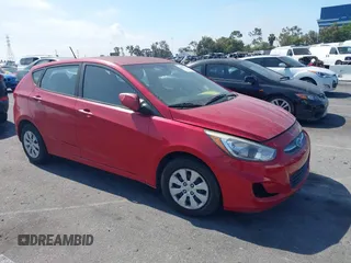 2016 Hyundai Accent SE z VIN KMHCT5AE8GU260608, wystawiony jako IAAI lot #42391915 z przebiegiem 126 321 mil mil oraz . Historia ofert i sprzedaży dostępna na DreamBid. Obrazek 1.