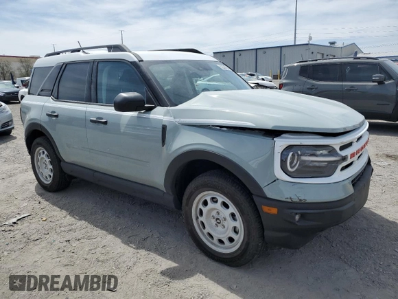 2023 Ford Bronco Sport Heritage z VIN 3FMCR9G68PRE06969, wystawiony jako Copart lot #52250785 z przebiegiem 13 170 mil mil oraz Szkoda całkowita • Salvage title. Historia ofert i sprzedaży dostępna na DreamBid. Obrazek 4.