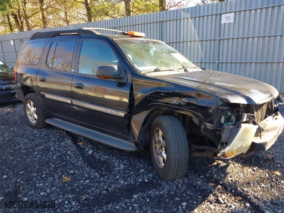 2003 GMC Envoy XL SLT with VIN 1GKET16S636121620, listed as a IAAI auction lot 41197711 with 225,866 mi miles. Bid and sale history available at carsss.com. Image 1.