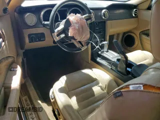 2007 Ford Mustang GT Deluxe с VIN 1ZVHT82H875278618, выставлен на аукционе Copart как лот 60474805 с пробегом Не указан миль и Списание • Salvage title. История ставок и продаж доступна на DreamBid. Изображение 8.