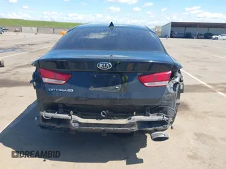 2020 Kia Optima LX z VIN 5XXGT4L33LG384927, wystawiony jako IAAI lot #41950098 z przebiegiem 136 728 mil mil oraz . Historia ofert i sprzedaży dostępna na DreamBid. Obrazek 6.
