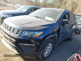 2017 Jeep Compass Sport z VIN 3C4NJDABXHT688890, wystawiony jako IAAI lot #41401246 z przebiegiem 57 811 mil mil oraz . Historia ofert i sprzedaży dostępna na DreamBid. Obrazek 17.