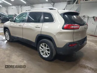 2014 Jeep Cherokee Latitude z VIN 1C4PJMCB0EW291782, wystawiony jako IAAI lot #42124092 z przebiegiem 170 265 mil mil oraz . Historia ofert i sprzedaży dostępna na DreamBid. Obrazek 3.